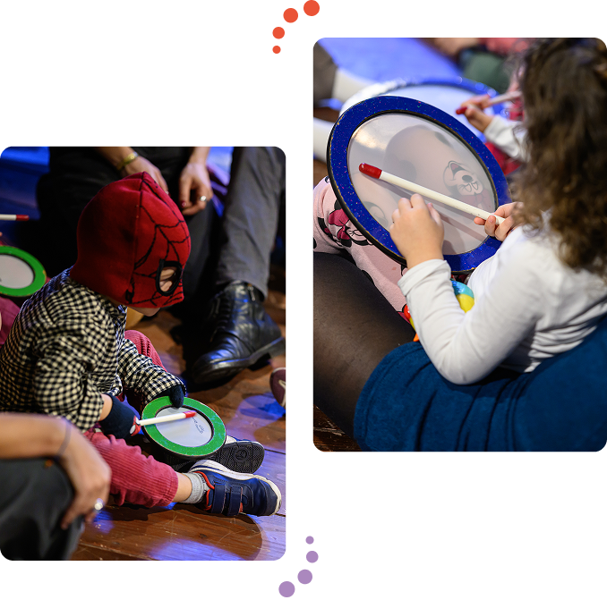 Bambini mentre fanno attivita e laboratori Carta e Colori